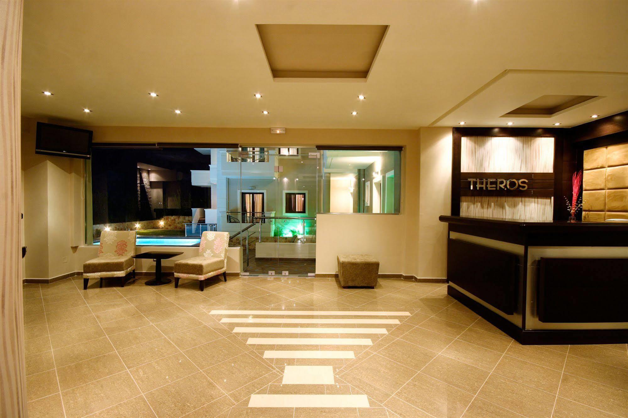 Theros Hotel Тавронітіс Екстер'єр фото